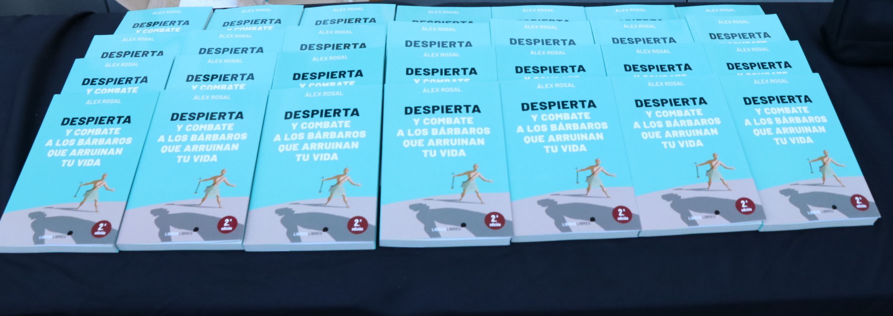 El libro "Despierta y combate a los bárbaros que arruinan tu vida" ya está en segunda edición